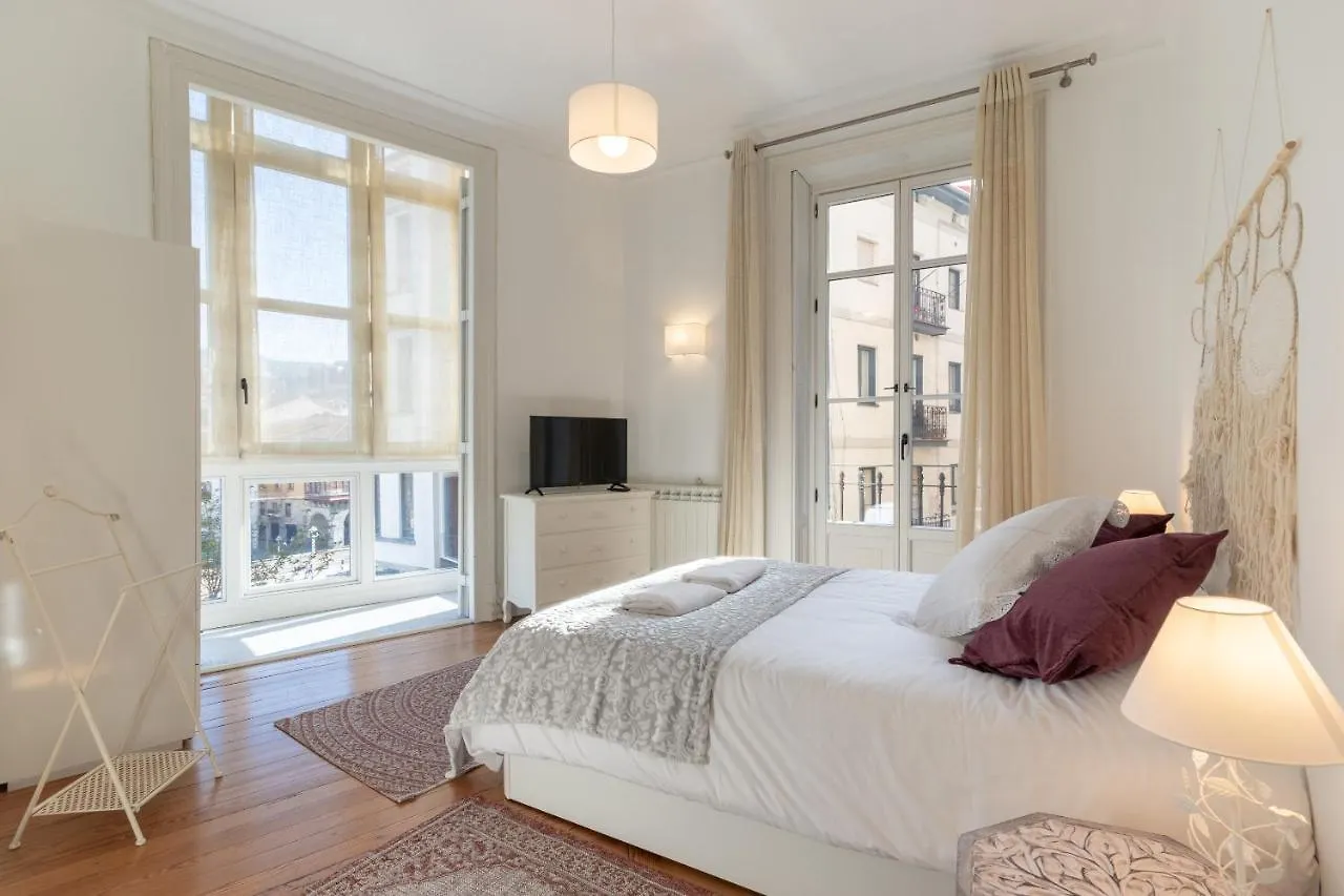 Apartment Confort Y Diseno Con Vistas Al Casco Viejo Bilbao Spain